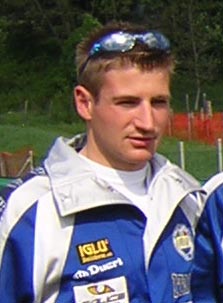 simoneParedi.jpg (20463 byte)